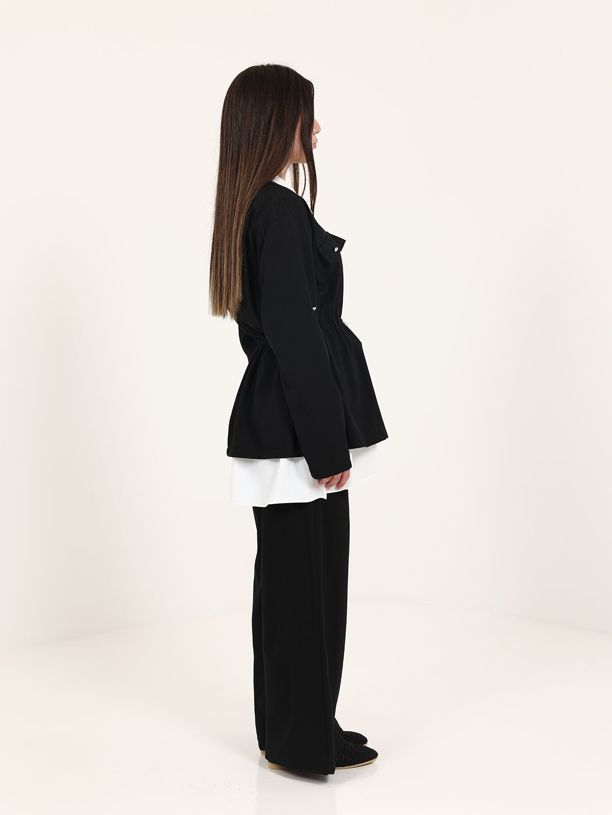 Black and White Linen Two-Colored Set with Extension