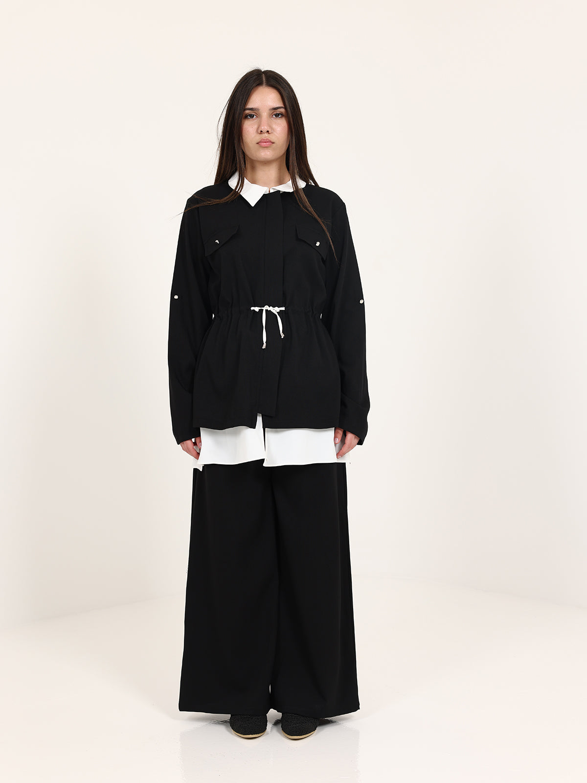 Black and White Linen Two-Colored Set with Extension