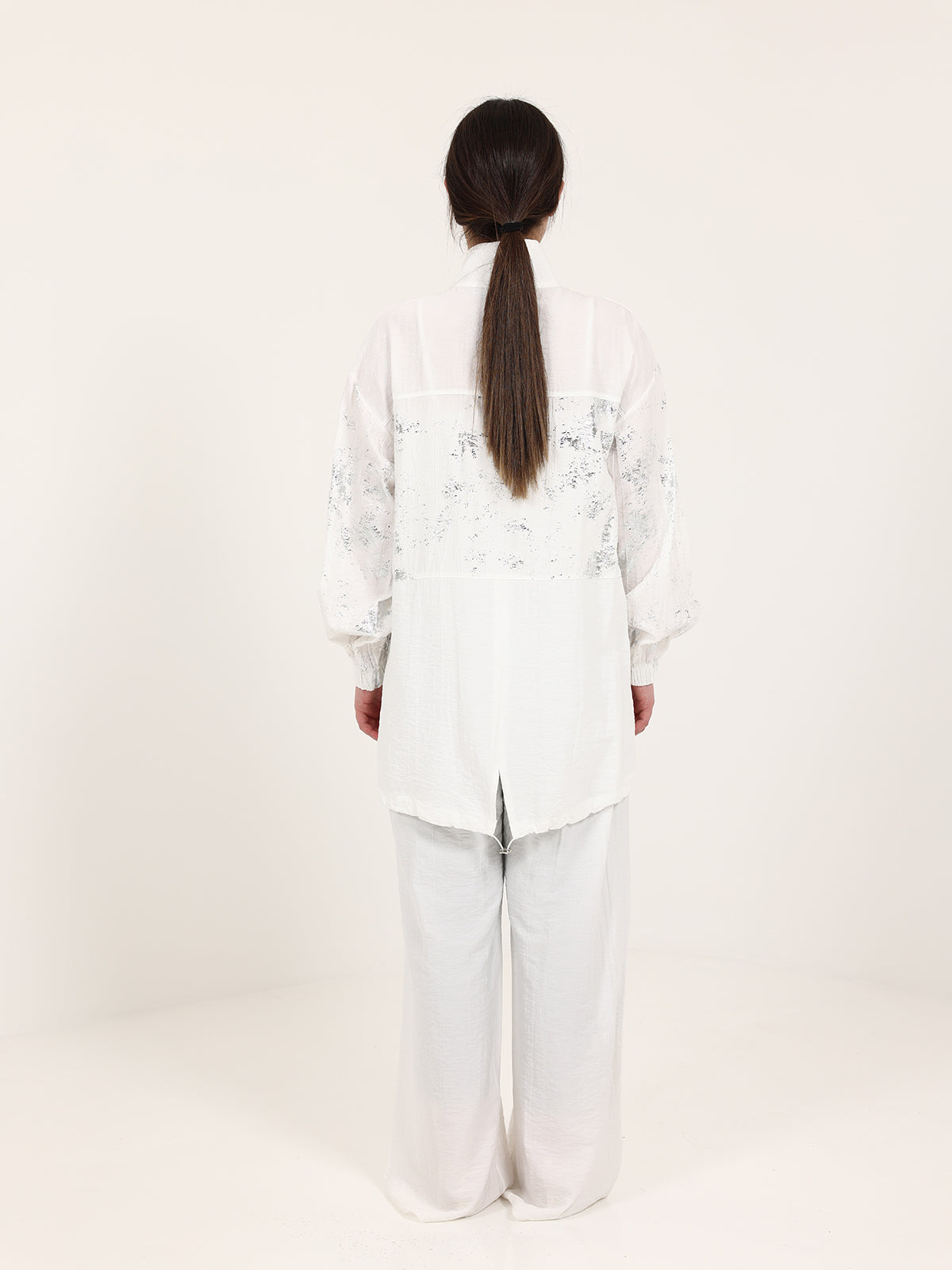 White Zipped Set